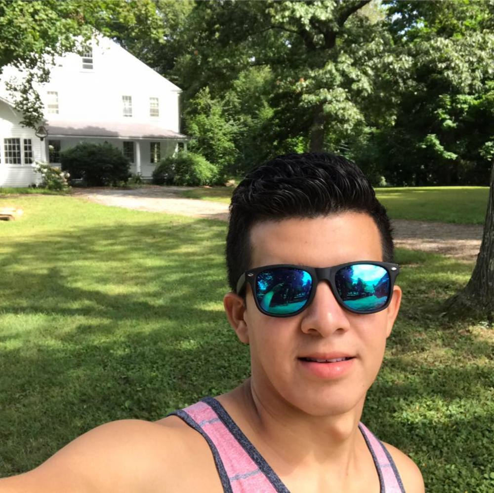Meet your Posher, Mauricio